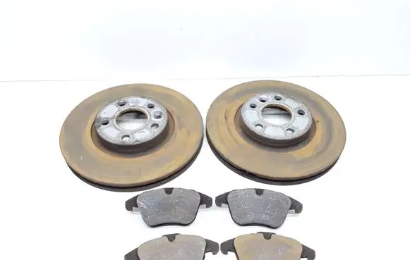 Volvo V70 Front brake disc 