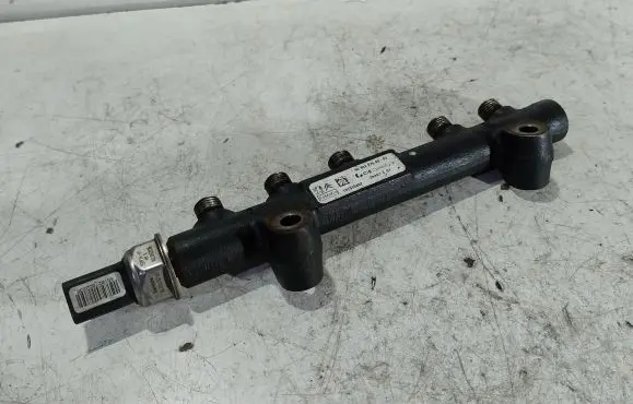 Citroen C3 Fuel main line pipe 9685297580