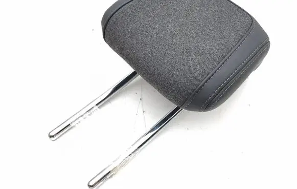 Peugeot 5008 II Rear seat headrest
