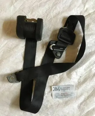 Mercedes-Benz W123 Rear seatbelt 1238605685