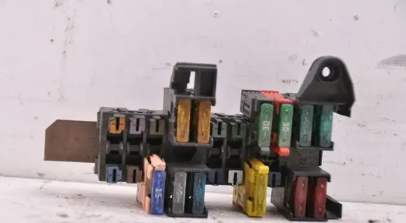 Mercedes-Benz Vito Viano W639 Fuse box set 2035400050