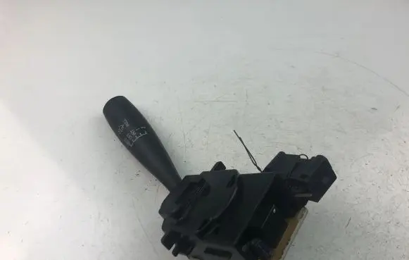 Mazda 121 SM Wiper turn signal indicator stalk/switch C55CV82