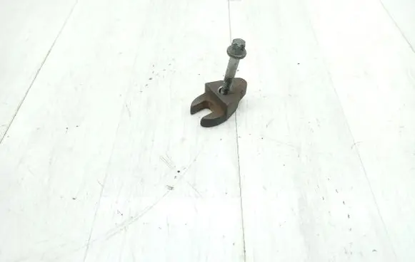Ford Fiesta Fuel Injector clamp holder