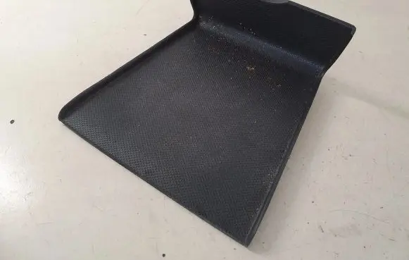 Opel Astra J Panel drawer/shelf pad 13322672