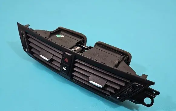BMW X1 E84 Dash center air vent grill 9258354 IMPRK1496418