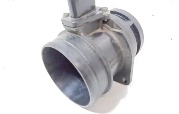 Volkswagen PASSAT B6 Mass air flow meter 06J906461B
