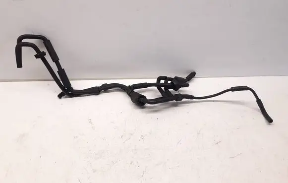 Volkswagen Touran I Fuel main line pipe