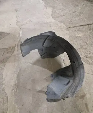 Ford Mustang VI Front wheel arch liner splash guards FR3B16A563AE FR3B16A563A