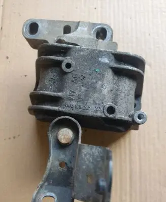 Volkswagen Caddy Engine mount bracket 1K0199262A
