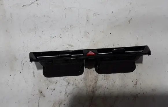 KIA Niro Dash center air vent grill 97410AT000