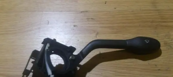 Volkswagen Golf III Wiper control stalk