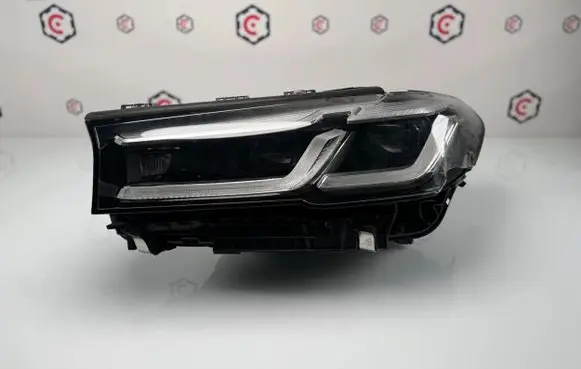 BMW 5 G30 G31 Headlight/headlamp 9479261