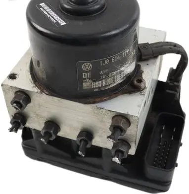 Volkswagen Golf IV ABS Pump 1J0614117D 1J0907379P