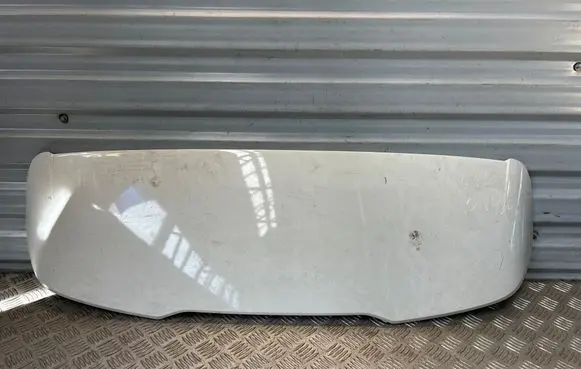 Volvo V40 Tailgate/trunk spoiler 31347052