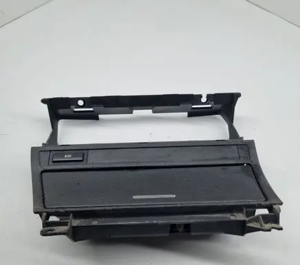 BMW 3 E46 Car ashtray 8205377