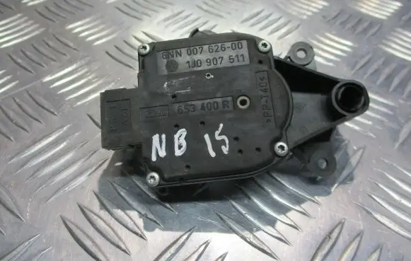 Volkswagen New Beetle Central body control module 1J0907511