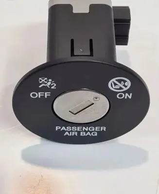 KIA Optima Passenger airbag on/off switch 