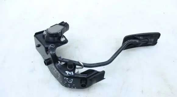 Toyota Corolla Verso AR10 Accelerator throttle pedal C8731