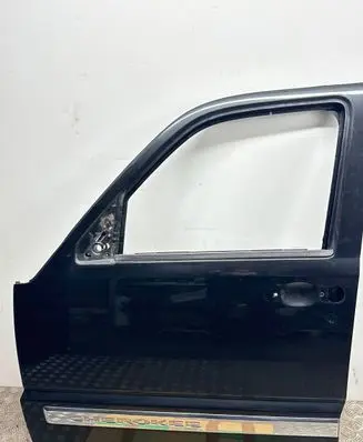 Jeep Cherokee IV KK Front door