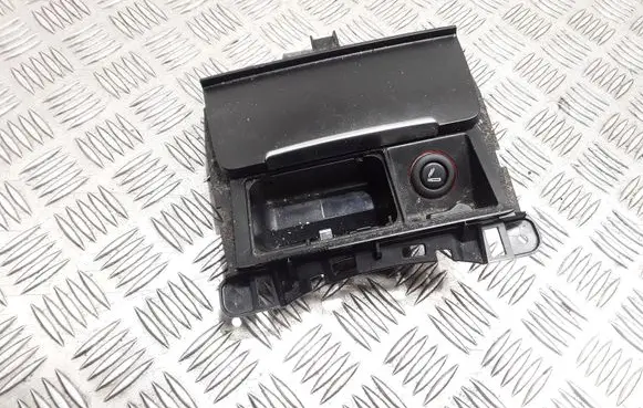 Audi A4 S4 B8 8K Car ashtray 8K0857951