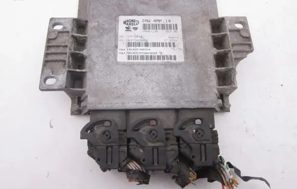 Peugeot 607 Engine control unit/module 9637346880 9642250880