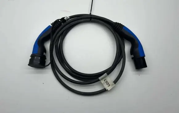 Jaguar I-Pace Electric car charging cable LC2ST321