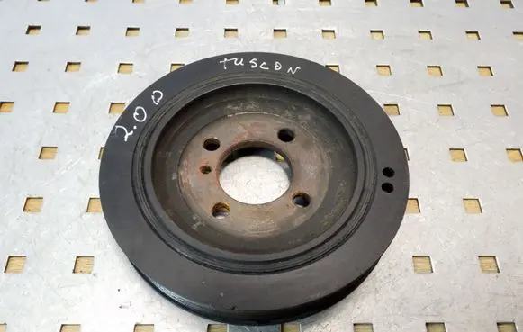 Hyundai Tucson JM Crankshaft pulley