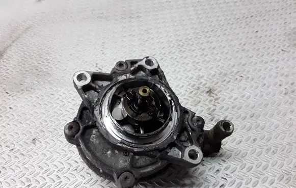 Vacuum pump