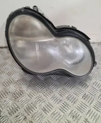 Mercedes-Benz C W203 Headlight/headlamp A2038201261