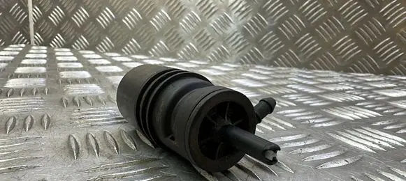 Mercedes-Benz Sprinter W906 Windscreen/windshield washer pump 2218690121
