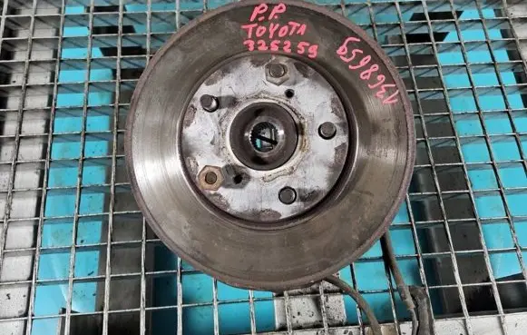 Toyota Camry Front wheel hub spindle knuckle IMPRK1368659