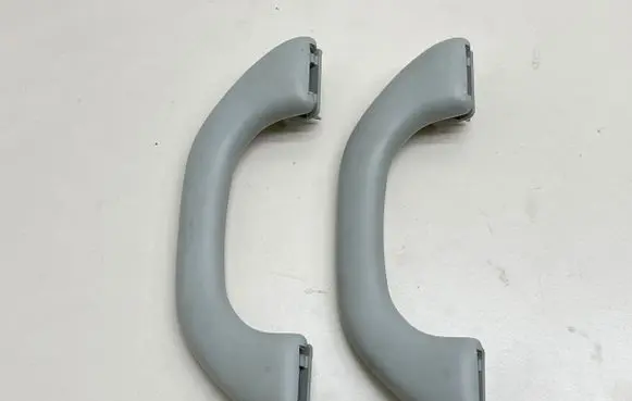 Volkswagen Caddy A set of handles for the ceiling 