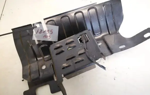 Volvo S80 Alarm system siren 6f9n19g229ce 6f9n-19g229-ce