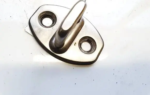 Audi A7 S7 4G Front door lock loop/hook striker 4h0837033