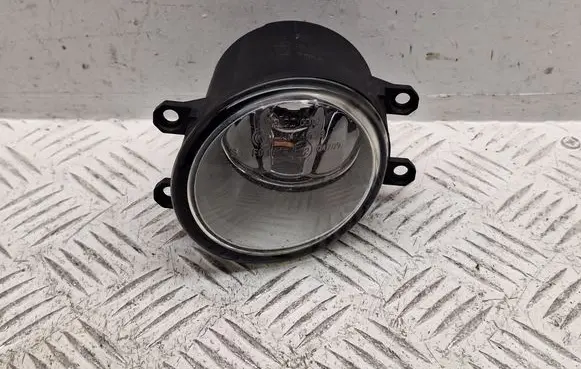 Toyota Auris 150 Front fog light 812200D042 812200D041 89210657