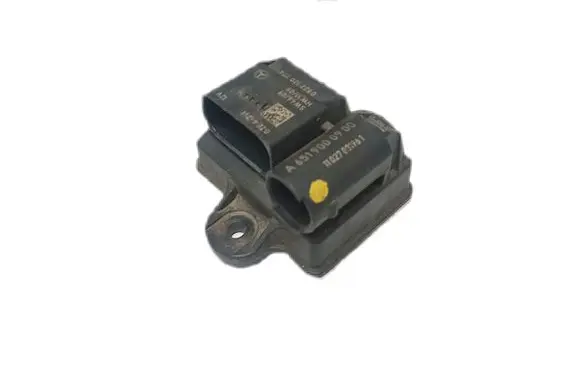 Mercedes-Benz E W212 Glow plug pre-heat relay A6519000900