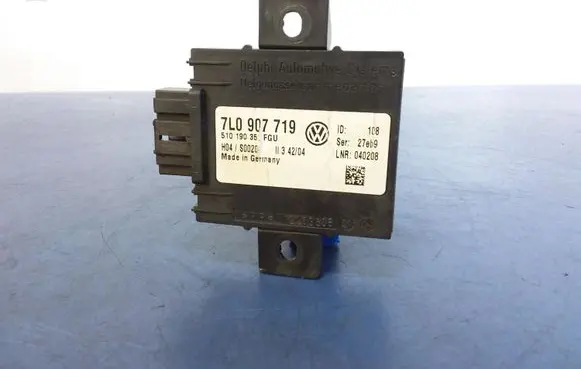 Volkswagen Touareg I Other control units/modules 7L0907719
