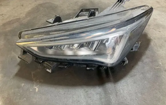 Cupra Born Headlight/headlamp 10H941007H 0021855813