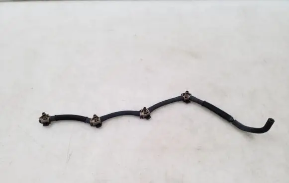 Volkswagen Touran III Fuel return line/hose 