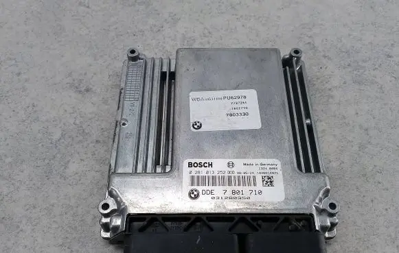 BMW 1 E81 E87 Engine control unit/module ECU 7801710
