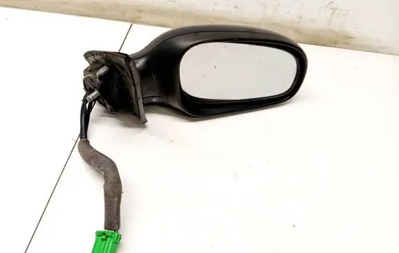 Volvo S60 Front door electric wing mirror 