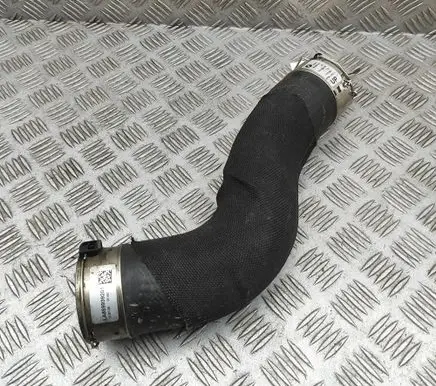 BMW X5 G05 Intercooler hose/pipe 8599392