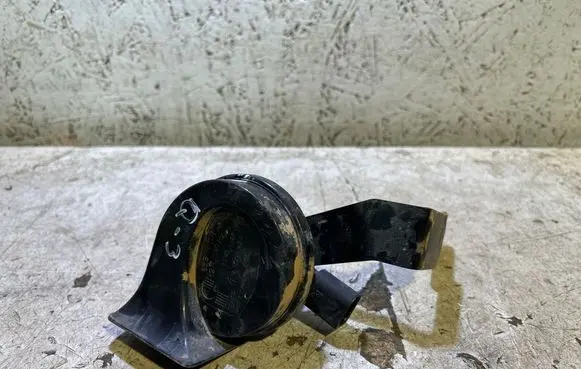Audi Q3 8U Horn signal 8U0951210 S355