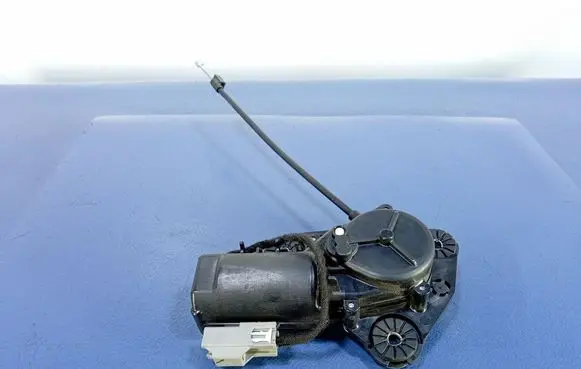 Volvo S90, V90 Tailgate/trunk/boot lock/catch/latch 