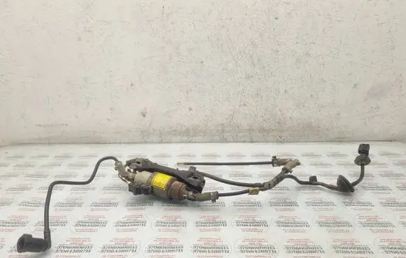 Volkswagen Touran I Webasto auxiliary heater fuel pump 