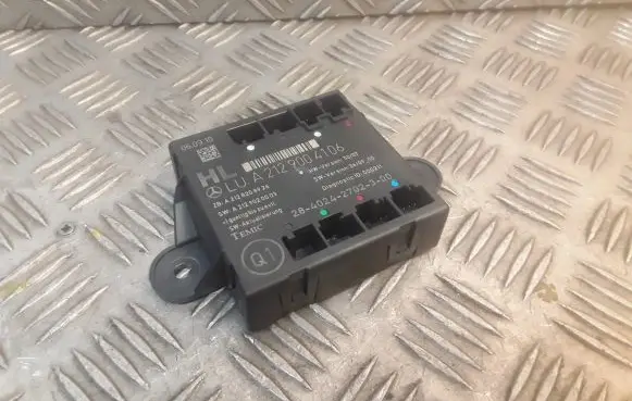 Mercedes-Benz C W204 Door control unit/module 2129004106 A2129004106