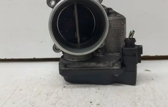 Audi A4 S4 B8 8K Throttle valve 06F133062J A2C53302056 2900314121