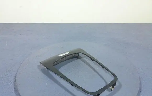 Ford Mondeo MK I Other sill/pillar trim element DS73F045A76G