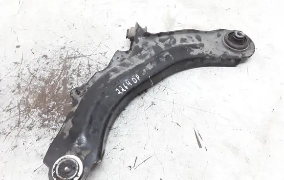 Front lower control arm/wishbone