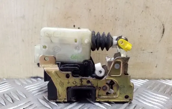 Front door lock